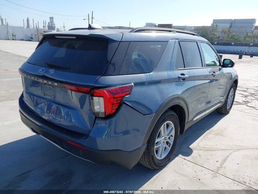2025 Ford Explorer VIN 1FMUK7DHXSGA27734 IAAI salvage auction — REAR END, Salvage (California), sold $14,400 on 2026-07-29 (photo 4)