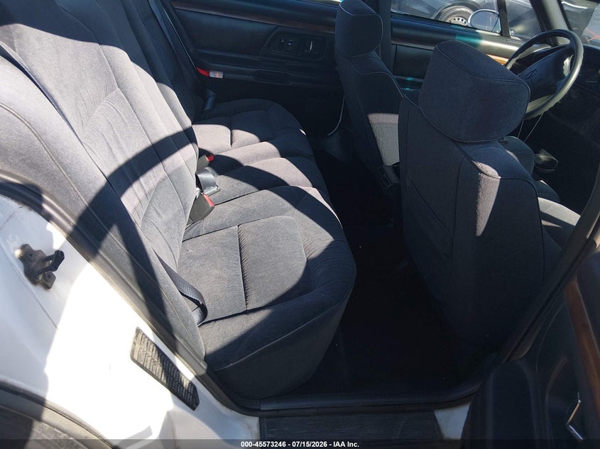 1998 Oldsmobile .88 VIN 1G3HN52K4W4823242 IAAI salvage auction — NORMAL WEAR, Clear (Wyoming), sold $175 on 2026-07-28 (photo 8)
