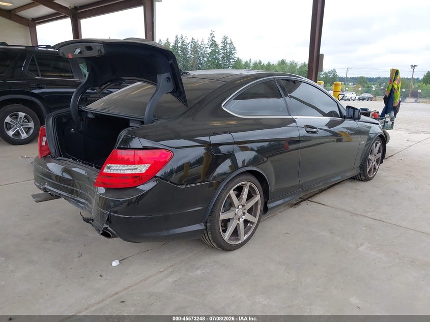 2012 Mercedes-benz C-klasse VIN WDDGJ8JB9CF893514 IAAI salvage auction — REAR END, Bill Of Sale (Washington), sold $1,500 on 2026-07-24 (photo 4)