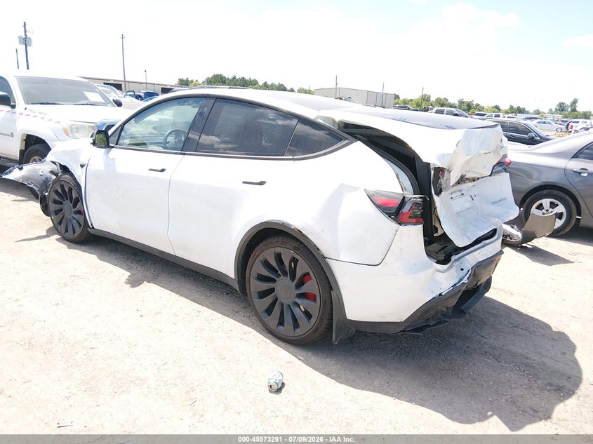 2022 Tesla Model y VIN 7SAYGDEF7NF307535 IAAI salvage auction — FRONT & REAR, Salvage Title, sold $7,800 on 2026-07-31 (photo 3)