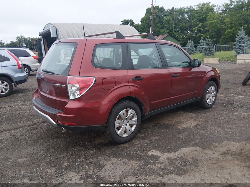 2009 Subaru Forester VIN JF2SH61609H756161 IAAI salvage auction — NORMAL WEAR, Clear (Pennsylvania), sold $1,675 on 2026-07-09 (photo 4)