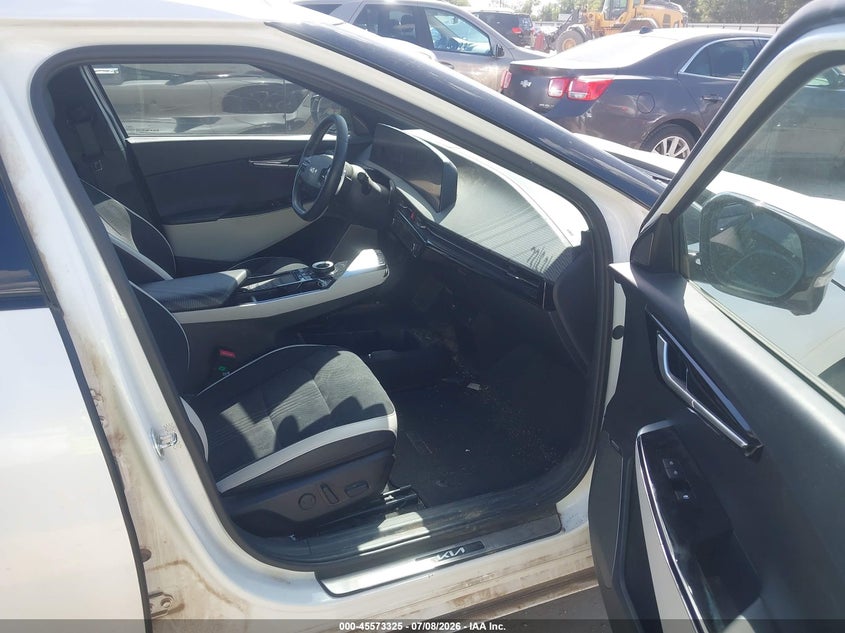 2022 Kia Ev6 VIN KNDC44LA0N5053062 IAAI salvage auction — FRONT END, Salvage Title, sold $9,200 on 2026-08-19 (photo 5)
