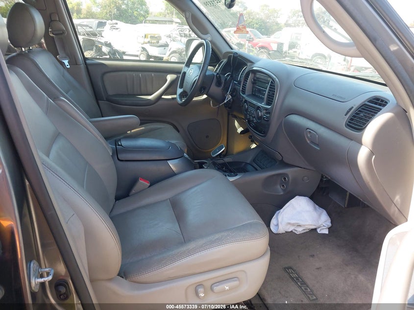 2006 Toyota Sequoia VIN 5TDZT38A86S280320 IAAI salvage auction — FRONT & REAR, Salvage (California), sold $1,250 on 2026-07-30 (photo 5)
