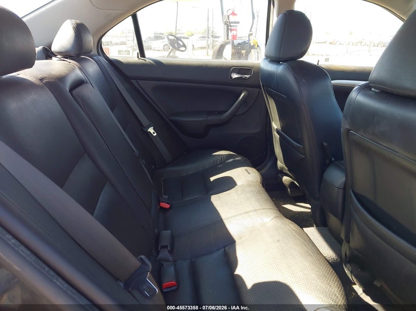 2005 Acura Tsx VIN JH4CL96915C029008 IAAI salvage auction — NORMAL WEAR, Clear - Dealer Only (California), sold $875 on 2026-07-15 (photo 8)