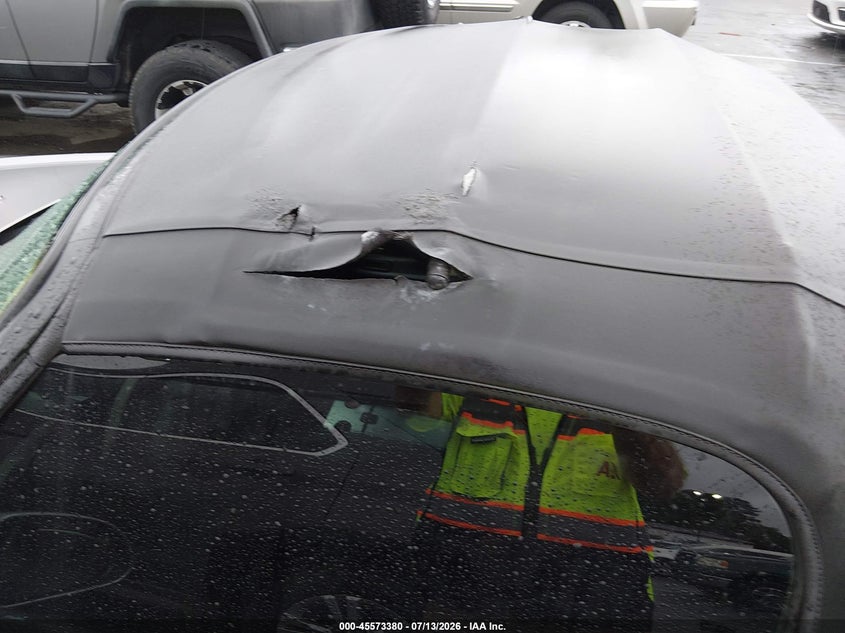 2005 Honda S2000 VIN JHMAP21485S007365 IAAI salvage auction — ROOF, Salvage (North Carolina), sold $8,125 on 2026-09-02 (photo 6)