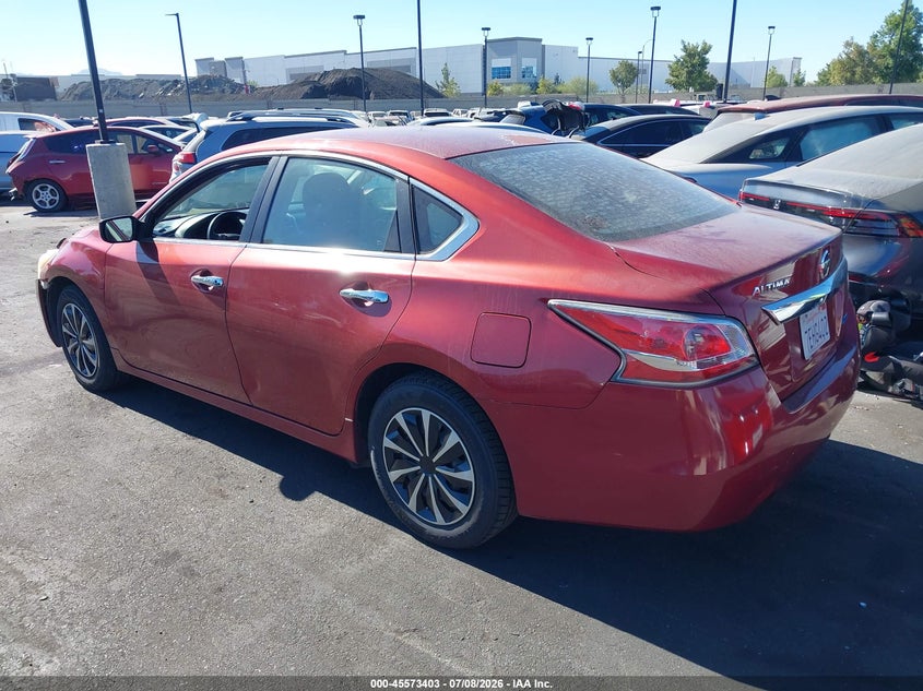 2014 Nissan Altima VIN 1N4AL3AP8EN213349 IAAI salvage auction — FRONT END, Salvage Title, sold $1,400 on 2026-07-31 (photo 3)