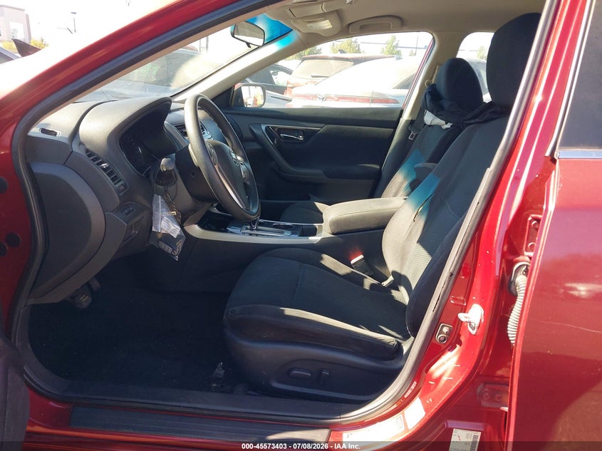 2014 Nissan Altima VIN 1N4AL3AP8EN213349 IAAI salvage auction — FRONT END, Salvage Title, sold $1,400 on 2026-07-31 (photo 5)
