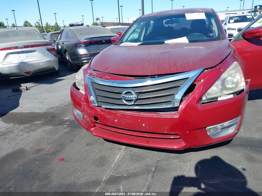 2014 Nissan Altima VIN 1N4AL3AP8EN213349 IAAI salvage auction — FRONT END, Salvage Title, sold $1,400 on 2026-07-31 (photo 6)
