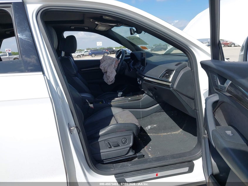2022 Audi Sq5 sportback VIN WA114AFY6N2036468 IAAI salvage auction — FRONT END, Wait Title, sold $4,650 on 2026-08-31 (photo 5)