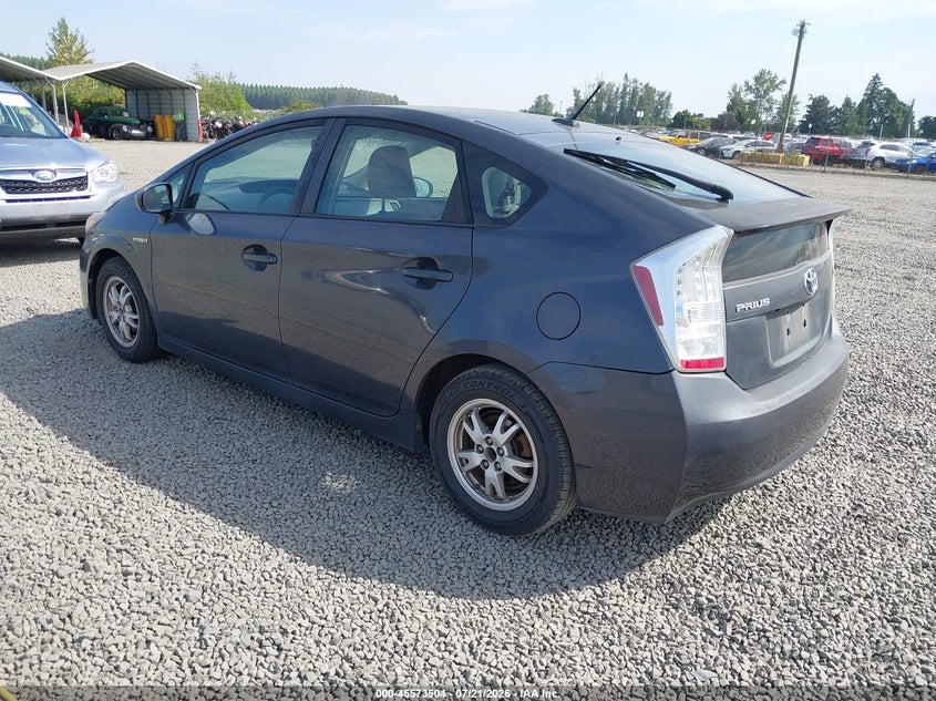 2011 Toyota Prius VIN JTDKN3DU3B0256838 IAAI salvage auction — NORMAL WEAR, Peddle Clear Public-Restricted (Oregon), sold $300 on 2026-07-27 (photo 3)