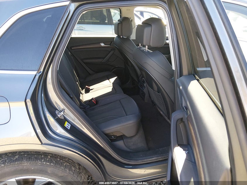 2024 Audi Q5 VIN WA1EAAFY0R2081339 IAAI salvage auction — NORMAL WEAR, Salvage Title, sold $16,300 on 2026-07-13 (photo 8)