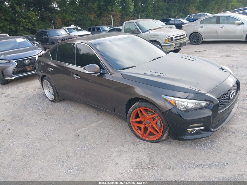 2015 Infiniti Q50 VIN JN1BV7AR4FM402771 IAAI salvage auction — LEFT REAR, Wait Title, sold $1,950 on 2026-09-16 (photo 1)