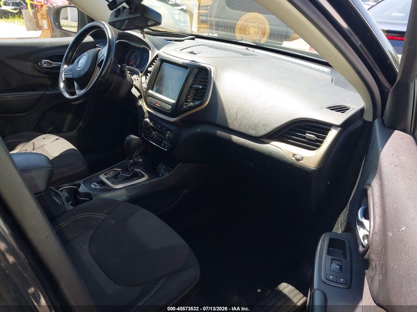 2015 Jeep Cherokee VIN 1C4PJMCS9FW697819 IAAI salvage auction — RIGHT FRONT, Prior Salvage (Minnesota), sold $1,600 on 2026-09-15 (photo 5)