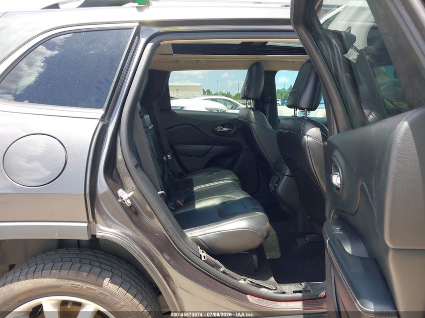 2015 Jeep Cherokee VIN 1C4PJLDS1FW560236 IAAI salvage auction — WATER/FLOOD, Salvage (Texas), sold $1,625 on 2026-08-01 (photo 8)