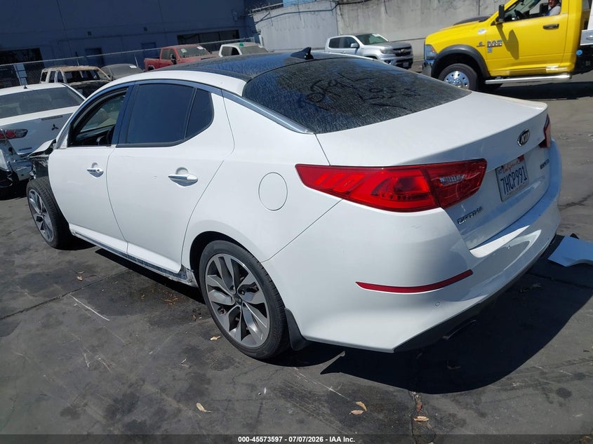 2015 Kia Optima VIN 5XXGR4A68FG389492 IAAI salvage auction — LEFT FRONT, Salvage Certificate (California), sold $1,500 on 2026-07-15 (photo 3)