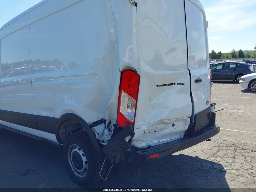 2026 Ford Transit VIN 1FTBR1C89TKB03478 IAAI salvage auction — REAR END, Salvage Title, sold $15,550 on 2026-07-29 (photo 6)