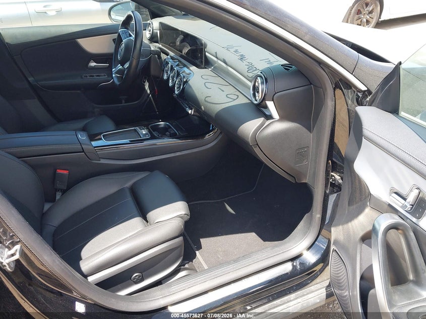 2025 Mercedes-benz VIN W1K5J4HB4SN526398 IAAI salvage auction — UNDERCARRIAGE, Salvage Title, sold $17,250 on 2026-07-17 (photo 5)