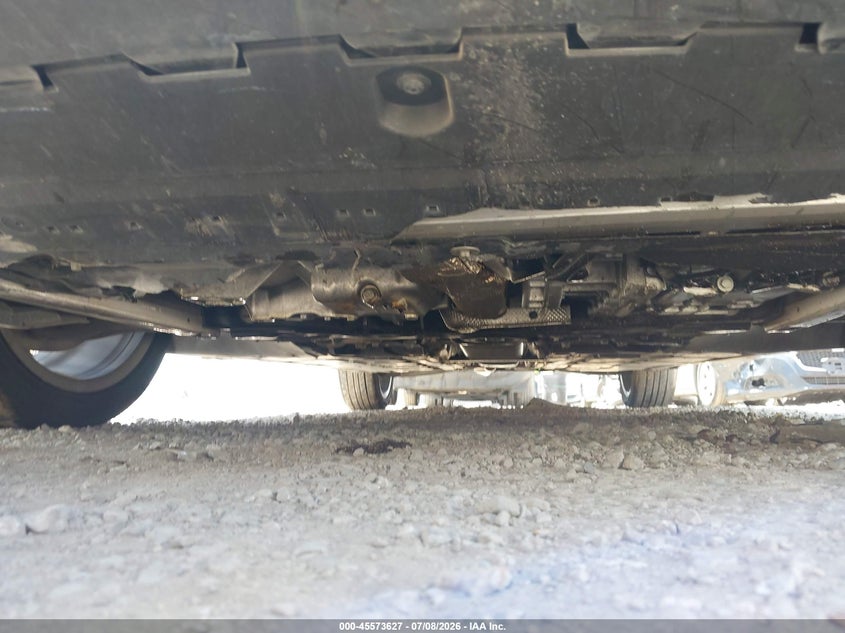 2025 Mercedes-benz VIN W1K5J4HB4SN526398 IAAI salvage auction — UNDERCARRIAGE, Salvage Title, sold $17,250 on 2026-07-17 (photo 6)