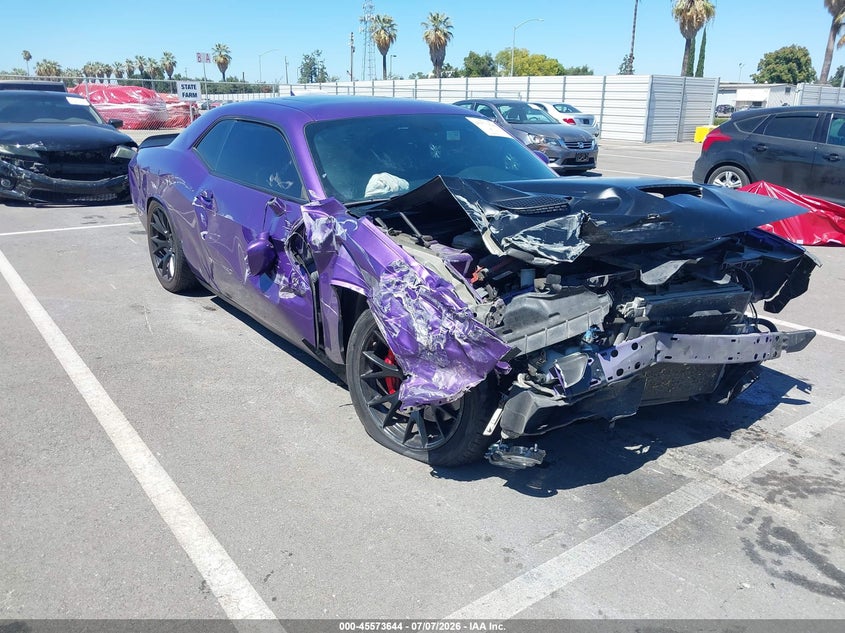 2016 Dodge Challenger VIN 2C3CDZC90GH200144 — IAAI salvage auction photo