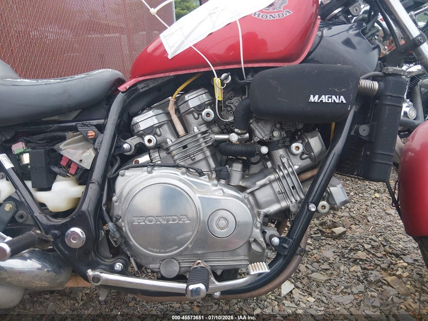 1987 Honda Vf700 VIN JH2RC2105HM300654 IAAI salvage auction — NORMAL WEAR, Clear (Pennsylvania), sold $100 on 2026-07-15 (photo 8)