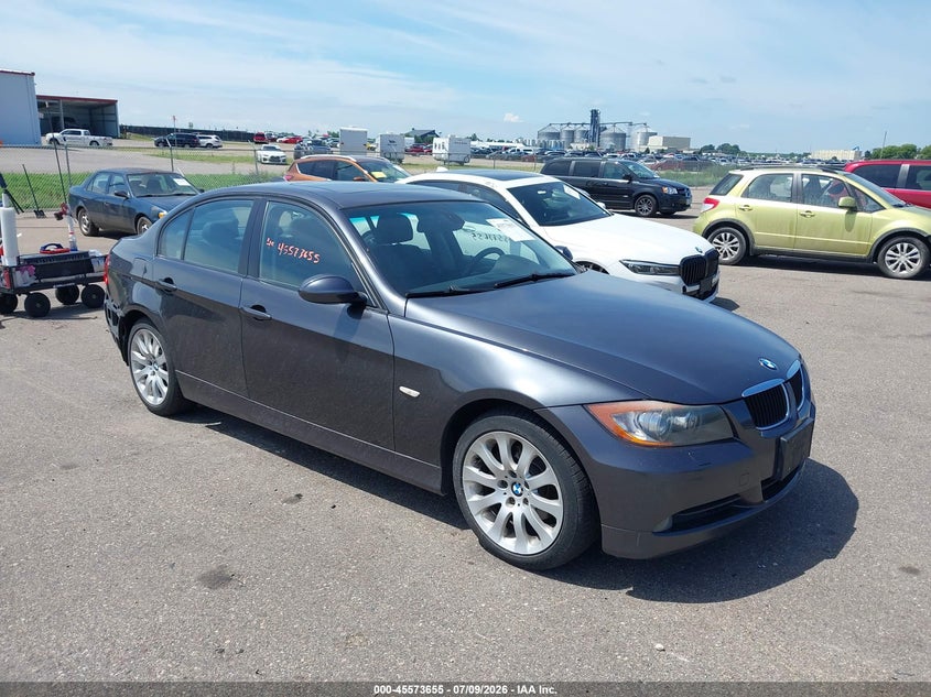 2007 BMW 3 series VIN WBAVC935X7KX54527 IAAI salvage auction — REAR END, Parts Only Bos (Minnesota), sold $450 on 2026-07-20 (photo 1)