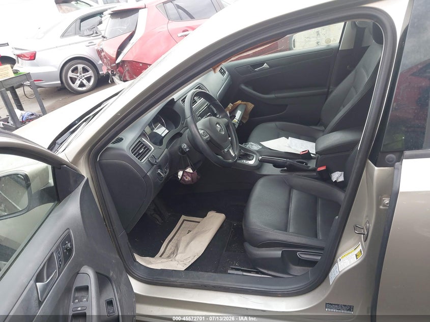 2012 Volkswagen Jetta VIN 3VWDP7AJ3CM460040 IAAI salvage auction — REAR END, Salvage Certificate (California), sold $2,375 on 2026-07-31 (photo 5)