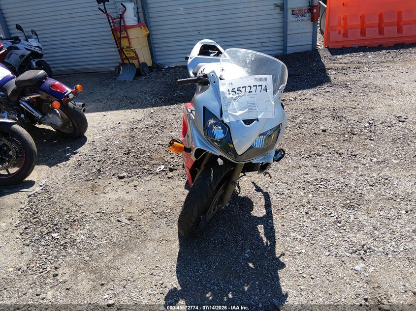 2002 Honda Cbr600 VIN JH2PC35002M305159 IAAI salvage auction — FRONT END, Clear (Virginia), sold $25 on 2026-07-28 (photo 5)