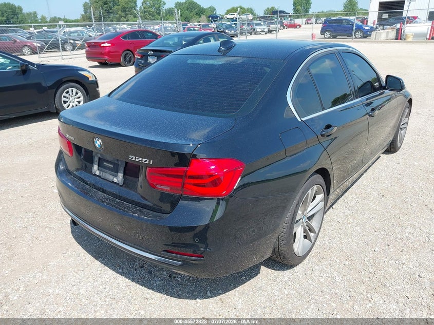 2016 BMW 3er VIN WBA8E3G54GNU05439 IAAI salvage auction — LEFT FRONT, Salvage (Illinois), sold $2,900 on 2026-08-19 (photo 4)