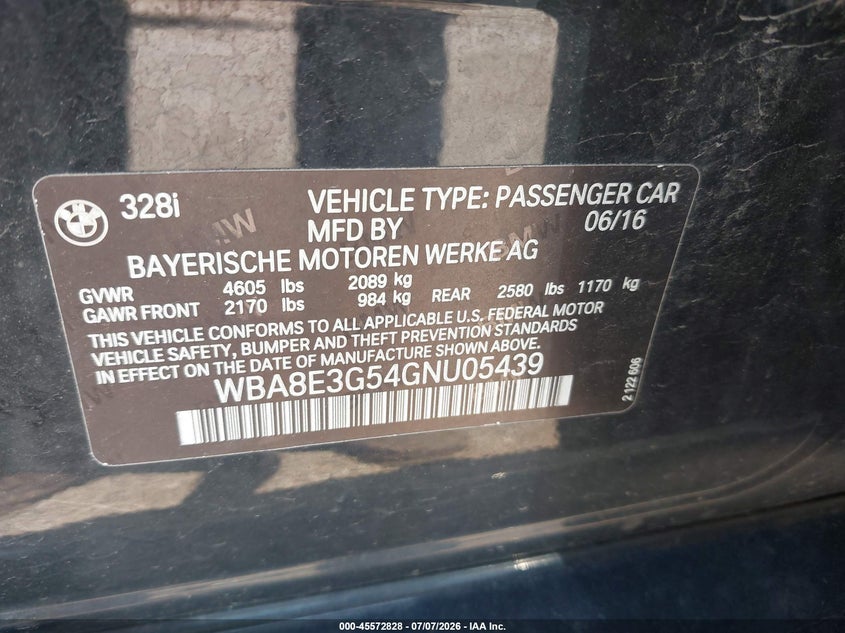 2016 BMW 3er VIN WBA8E3G54GNU05439 IAAI salvage auction — LEFT FRONT, Salvage (Illinois), sold $2,900 on 2026-08-19 (photo 9)