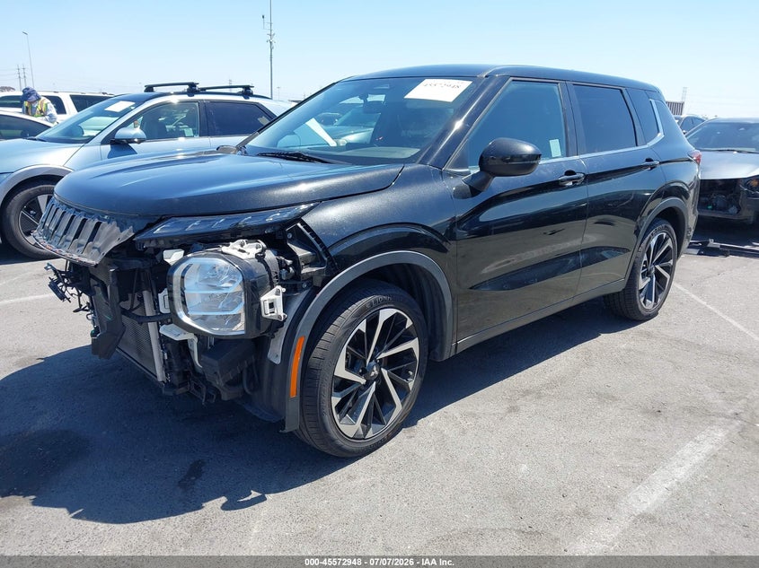 2022 Mitsubishi Outlander VIN JA4J4TA84NZ053201 IAAI salvage auction — FRONT END, Salvage (California), sold $7,200 on 2026-08-03 (photo 2)