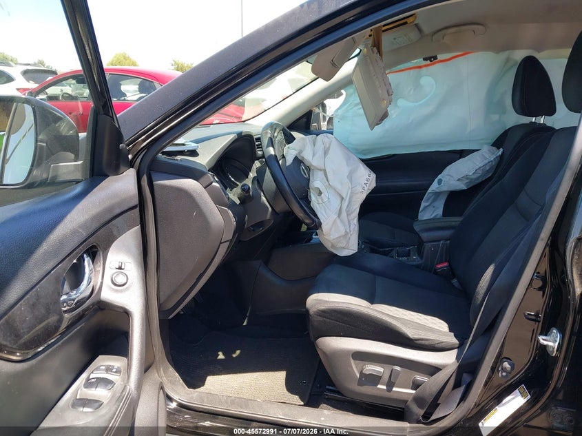2017 Nissan Rogue VIN JN8AT2MT7HW390829 IAAI salvage auction — RIGHT FRONT, Salvage Title, sold $850 on 2026-07-31 (photo 5)