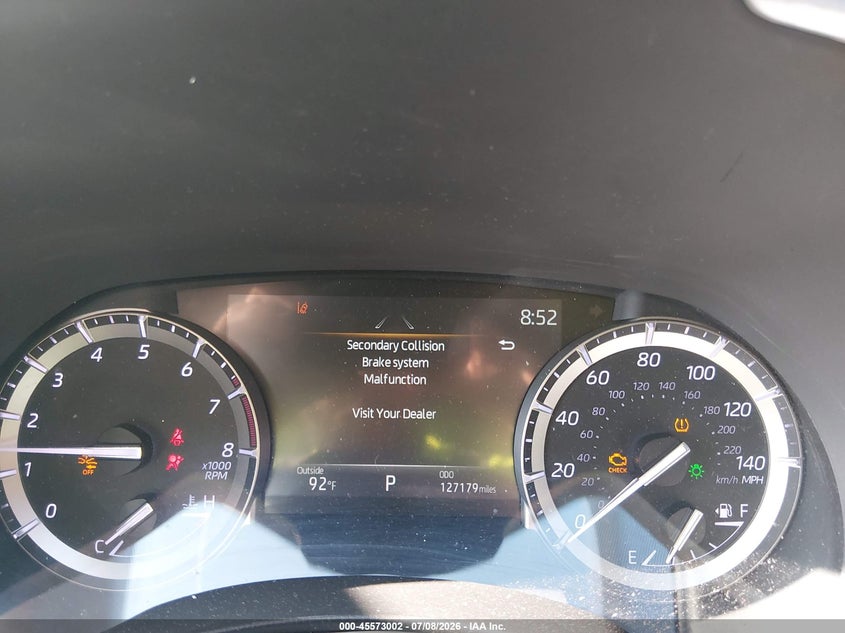 2022 Toyota Highlander VIN 5TDGZRAH0NS112637 IAAI salvage auction — FRONT END, Salvage Title, sold $9,700 on 2026-08-22 (photo 7)