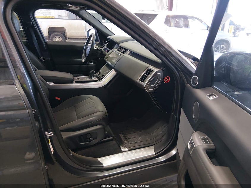 2019 Land rover Range rover sport VIN SALWR2RV7KA419110 IAAI salvage auction — FRONT END, Salvage Title, sold $6,900 on 2026-07-29 (photo 5)