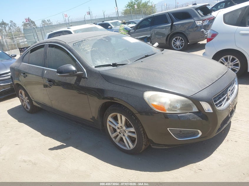 2013 Volvo S60 VIN YV1612FH4D2173993 IAAI salvage auction — NORMAL WEAR, Clear - Dealer Only (California), sold $825 on 2026-07-24 (photo 1)