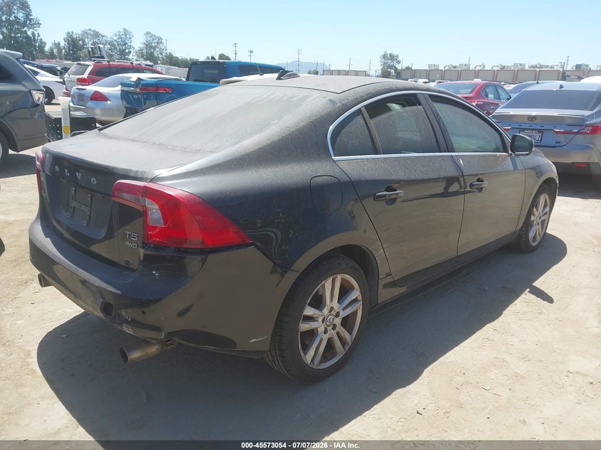 2013 Volvo S60 VIN YV1612FH4D2173993 IAAI salvage auction — NORMAL WEAR, Clear - Dealer Only (California), sold $825 on 2026-07-24 (photo 4)