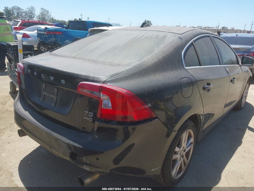 2013 Volvo S60 VIN YV1612FH4D2173993 IAAI salvage auction — NORMAL WEAR, Clear - Dealer Only (California), sold $825 on 2026-07-24 (photo 6)