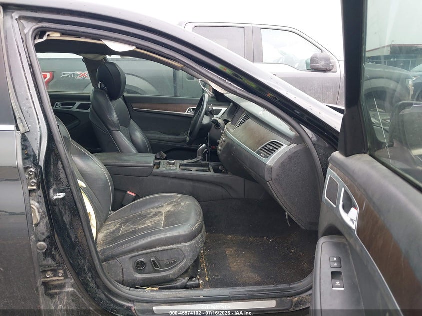 2017 Genesis G80 VIN KMHGN4JE7HU192924 IAAI salvage auction — FRONT END, Wait Title, sold $1,150 on 2026-09-03 (photo 5)