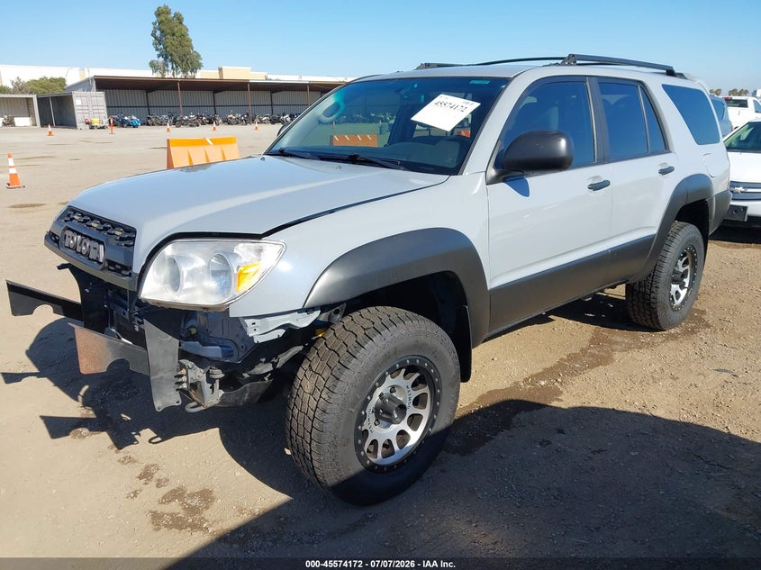 2004 Toyota 4runner VIN JTEZU14R240024246 IAAI salvage auction — NORMAL WEAR, Salvage (California), sold $1,600 on 2026-07-27 (photo 2)