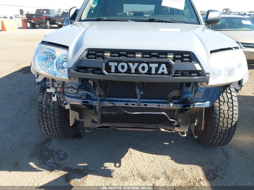2004 Toyota 4runner VIN JTEZU14R240024246 IAAI salvage auction — NORMAL WEAR, Salvage (California), sold $1,600 on 2026-07-27 (photo 6)