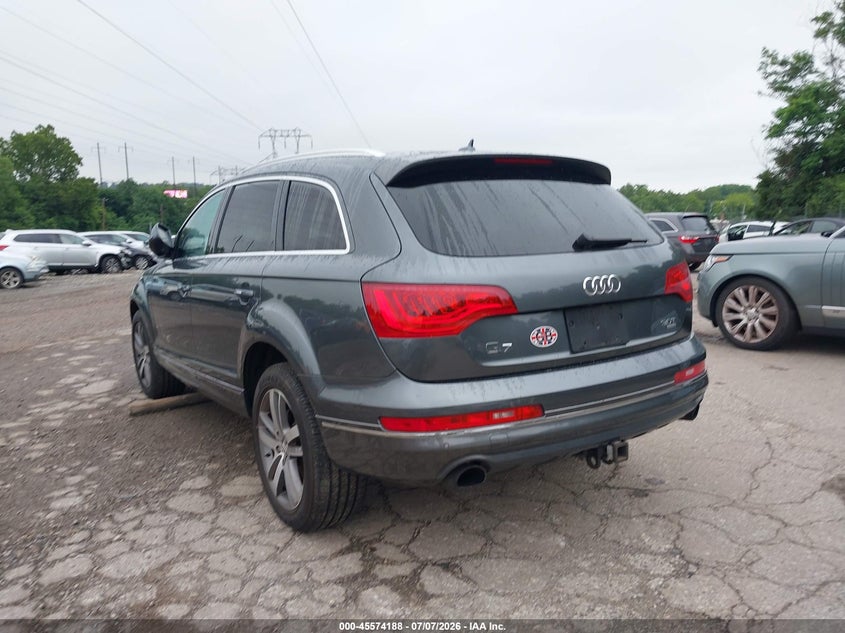 2015 Audi Q7 VIN WA1LGAFE2FD024622 IAAI salvage auction — NORMAL WEAR, Clear (Pennsylvania), sold $1,050 on 2026-07-17 (photo 3)