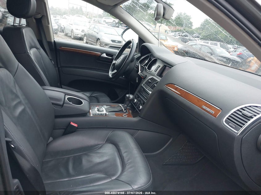 2015 Audi Q7 VIN WA1LGAFE2FD024622 IAAI salvage auction — NORMAL WEAR, Clear (Pennsylvania), sold $1,050 on 2026-07-17 (photo 5)