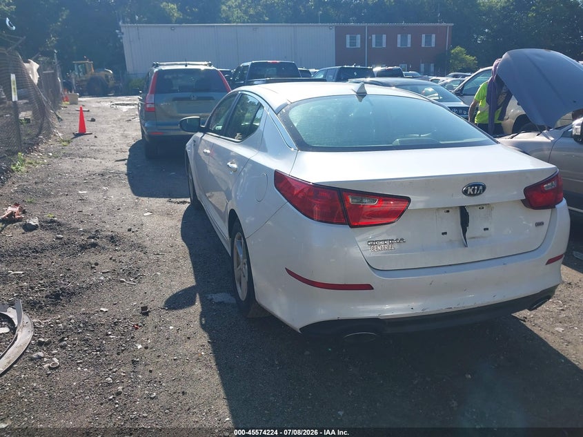 2014 Kia Optima VIN KNAGM4A71E5507891 IAAI salvage auction — NORMAL WEAR, Clear (Massachusetts), sold $425 on 2026-07-28 (photo 3)