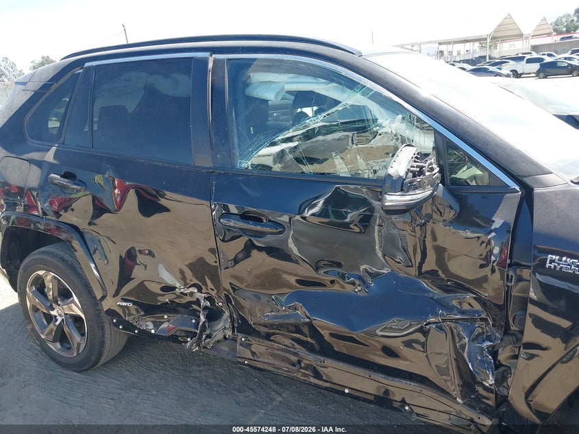 2024 Toyota Rav 4 VIN JTMAB3FV8RD205400 IAAI salvage auction — SIDE, Salvage Title, sold $15,000 on 2026-08-24 (photo 6)