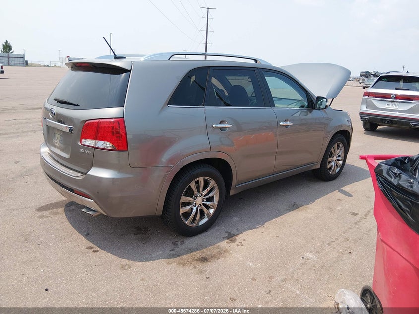 2013 Kia Sorento VIN 5XYKW4A22DG387018 IAAI salvage auction — NORMAL WEAR, Clear (Colorado), sold $950 on 2026-07-15 (photo 4)