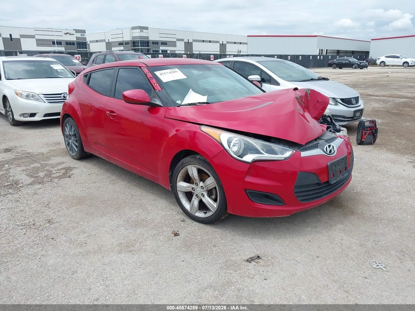 2015 Hyundai Veloster VIN KMHTC6AD4FU228203 IAAI salvage auction — NORMAL WEAR, Original (Texas), sold $500 on 2026-07-28 (photo 1)