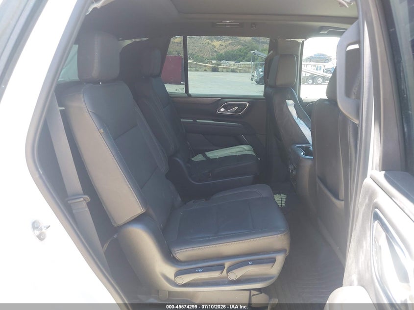 2023 Chevrolet Tahoe VIN 1GNSKPKD8PR505986 IAAI salvage auction — RIGHT SIDE, Salvage (California), sold $25,350 on 2026-07-29 (photo 8)