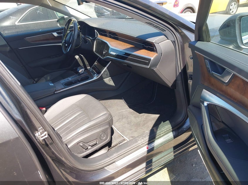 2019 Audi A6 VIN WAUM2AF21KN042285 IAAI salvage auction — REAR END, Salvage Title, sold $10,200 on 2026-07-30 (photo 5)