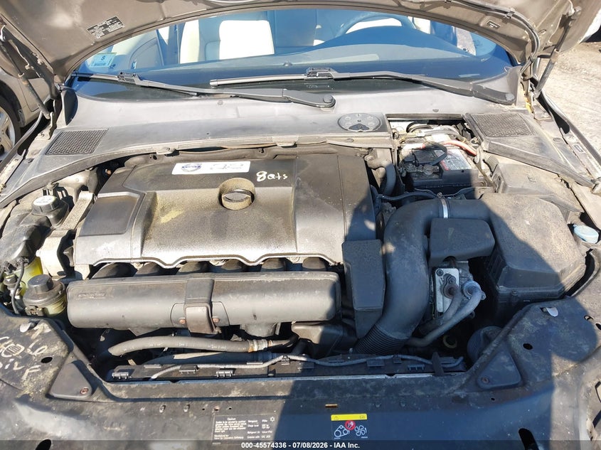 2011 Volvo Xc70 VIN YV4940BZ8B1114796 IAAI salvage auction — NORMAL WEAR, Clear (Massachusetts), sold $375 on 2026-07-21 (photo 9)