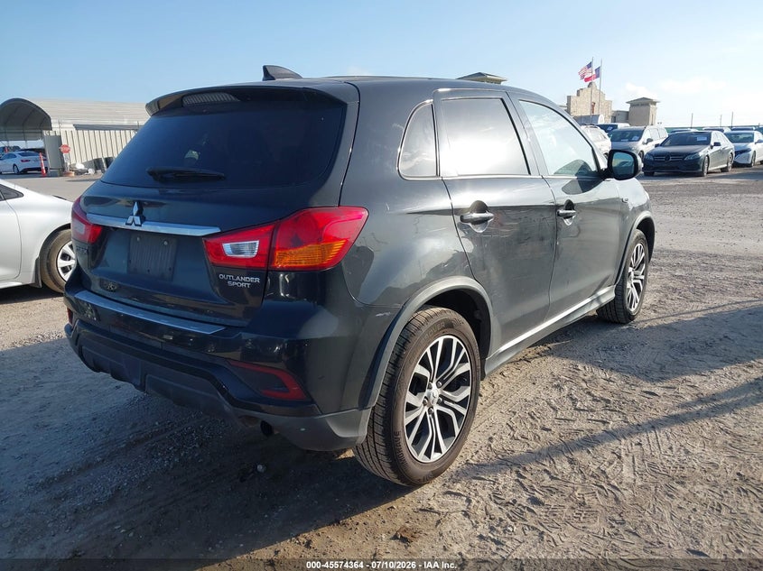 2018 Mitsubishi Outlander VIN JA4AP3AU4JZ010377 IAAI salvage auction — SIDE, Salvage (Texas), sold $2,200 on 2026-07-27 (photo 4)