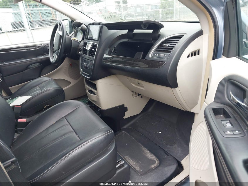 2013 Chrysler Town & country VIN 2C4RC1BG2DR508514 IAAI salvage auction — ROOF, Salvage (Virginia), sold $1,350 on 2026-07-19 (photo 5)